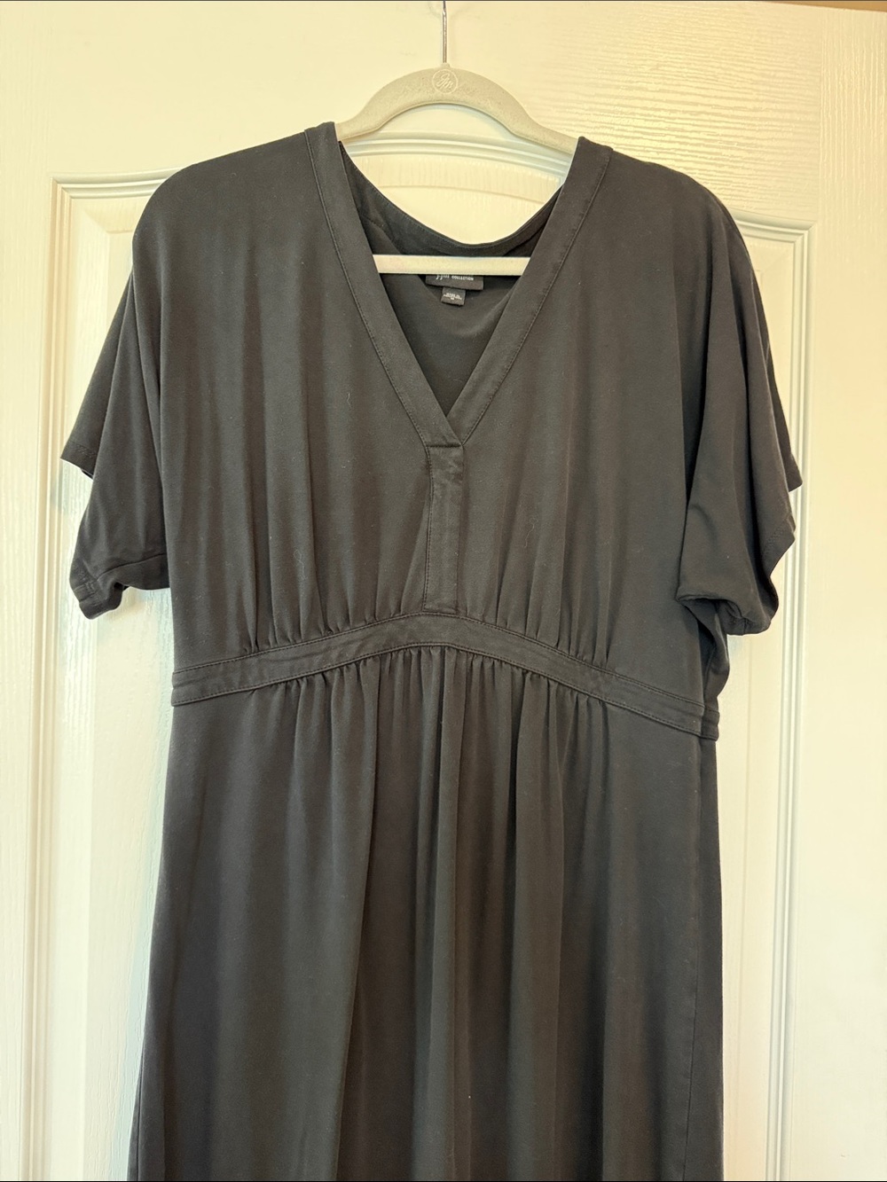 J Jill Black V-Neck Wearever Collection Dress